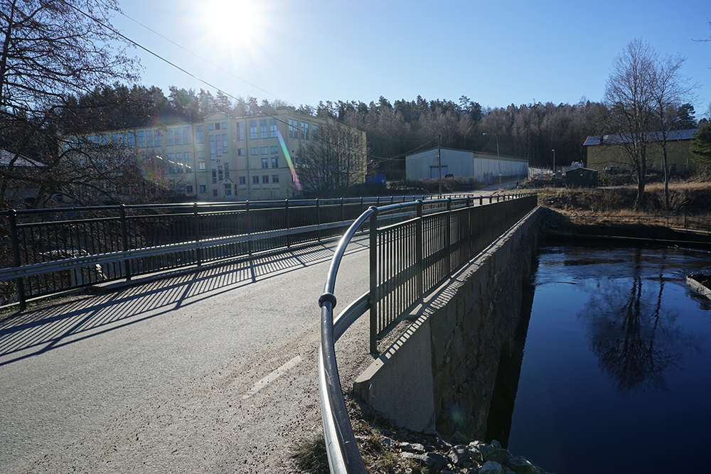  Bakgjutning och nya kantbalkar på stenvalvsbro i Fritsla  Trafikverket, 2012 